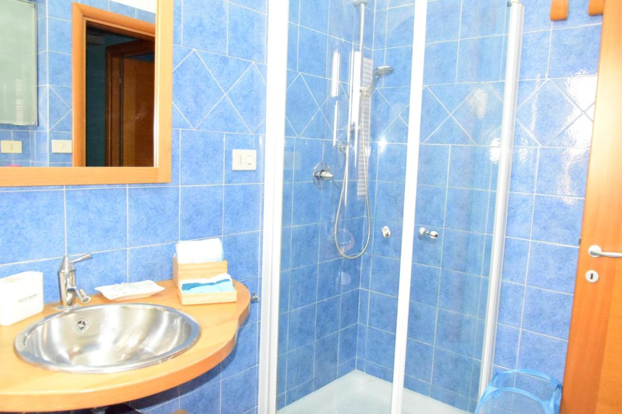 דירות לידו די אוסטיה Euforbia House מראה חיצוני תמונה